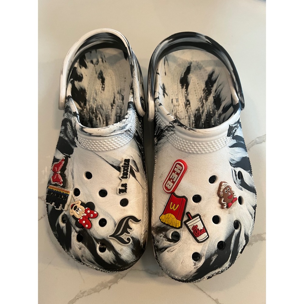 Crocs Classic Clog Marble Black White Swirl Shoes with Jibbitz Charms Womens 6